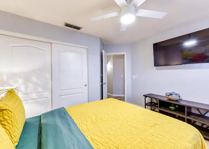 Relax Poolside & Golf: Family Gem In North Ferienhaus Phoenix
